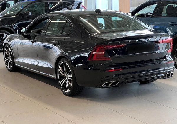 Volvo S60 cena 129900 przebieg: 124000, rok produkcji 2020 z Halinów małe 407